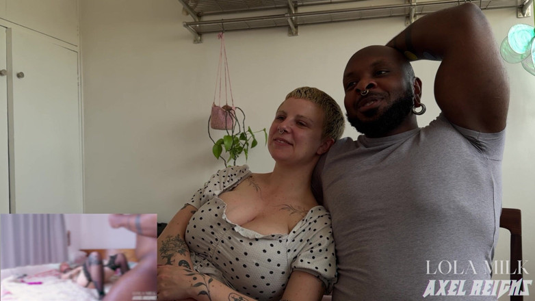 AxelReigns: Guardando il nostro porno parte 4 - lola latte x Axel reigns