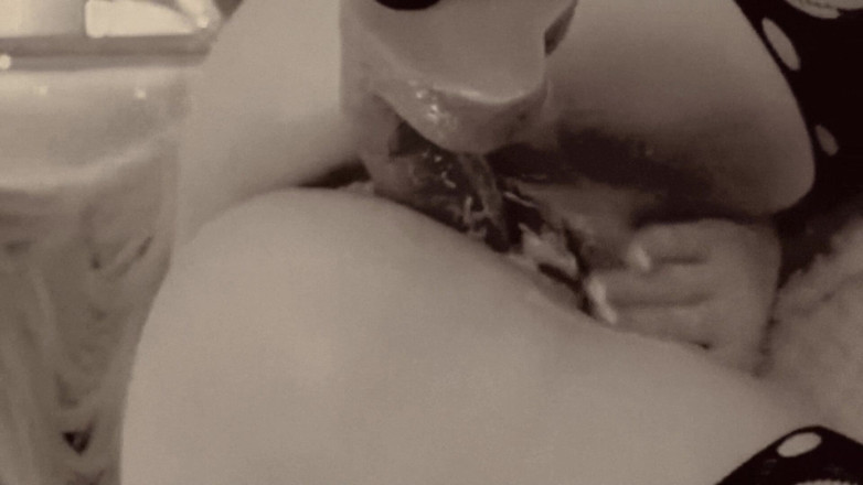 Nicolette69w: Follame
