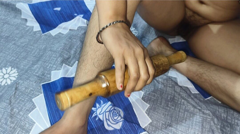 Sex with desi girl: Adik tiri, saya masukkan Belan ke dalam bur