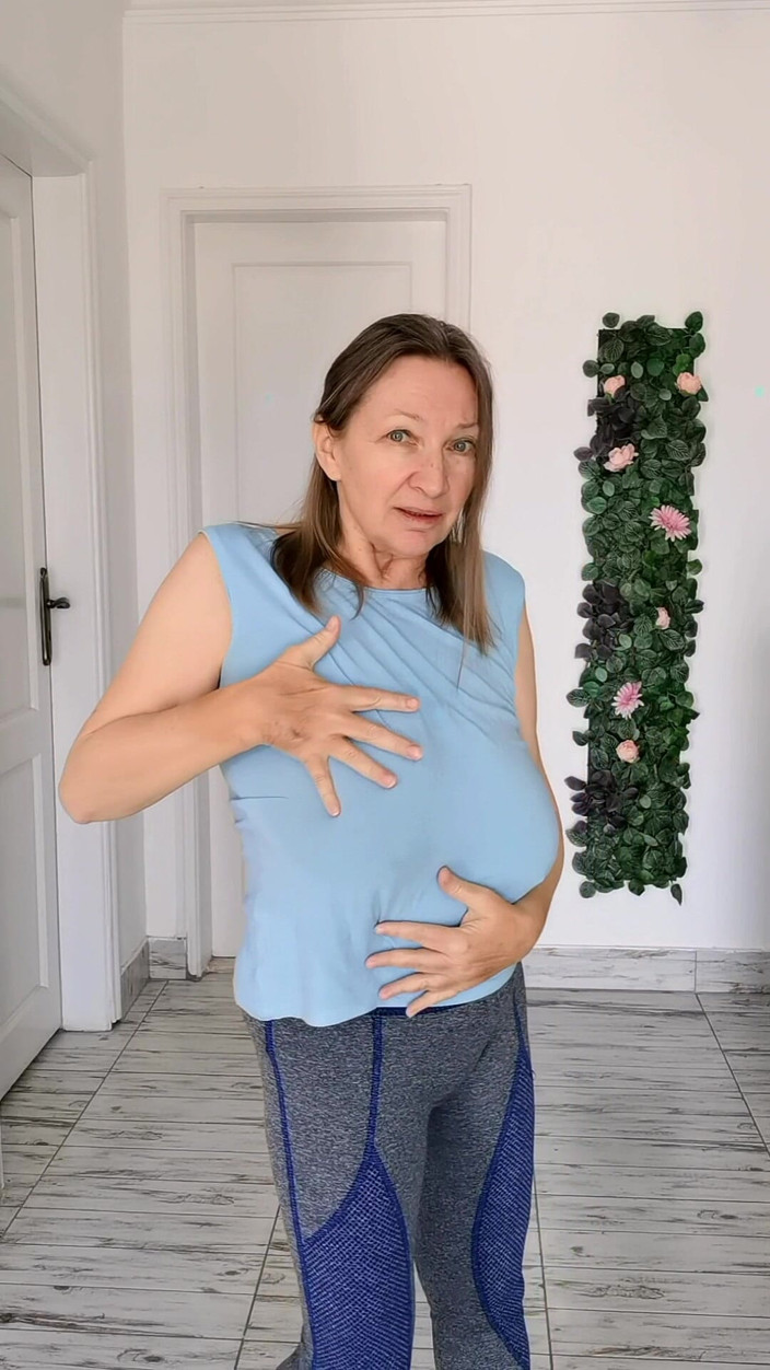 MariaOld: Una milf matura bollente con tette naturali giganti ti renderà...