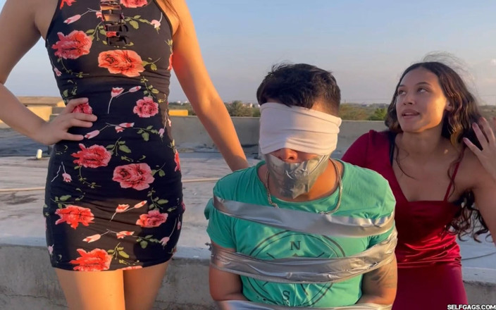 Selfgags femdom bondage: Guarda il mio stupido fidanzato maiale traditore