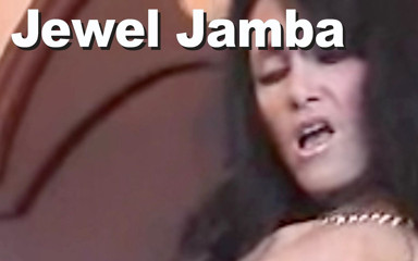 Edge Interactive Publishing: Jewel jamba ginecologia masturbazione