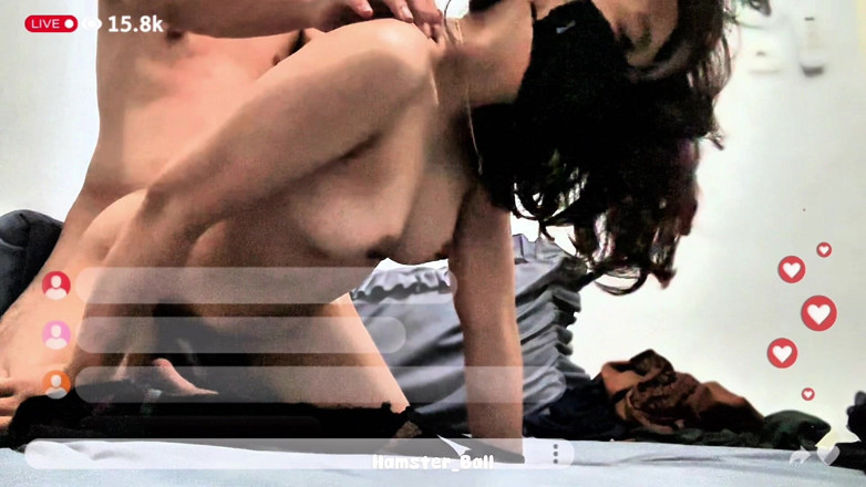 Hamster_Ball: Takipçi isteği: Hindistan'dan orta yaşlı seksi kadın modeliyle canlı yayın