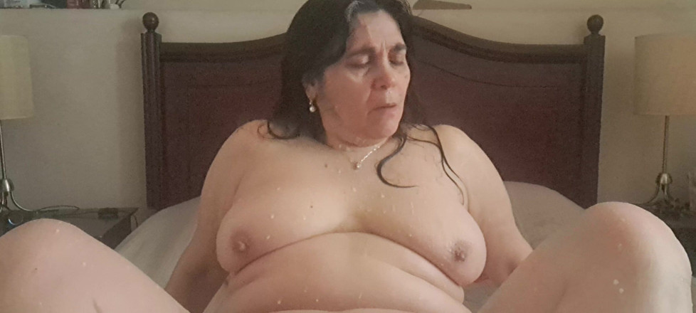 Mommy big hairy pussy: premi mujhe chodna band nahin karta aur aapko jor se...