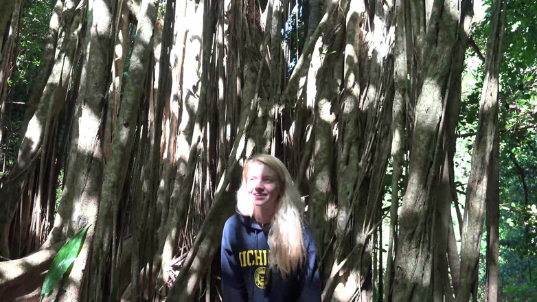 ATK Fans (Girlfriends): Si comel blonde dikongkek pepek ketatnya di dalam hutan