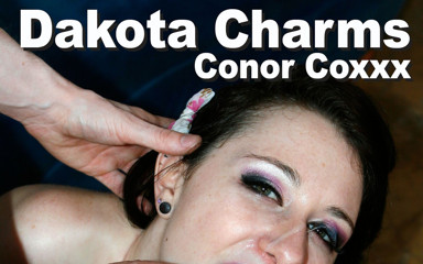 Edge Interactive Publishing: Dakota Charms & Conor Coxxx bú cu trên khuôn mặt