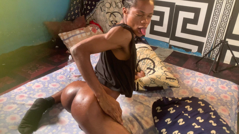 Baddestboyx: Détail pertinent