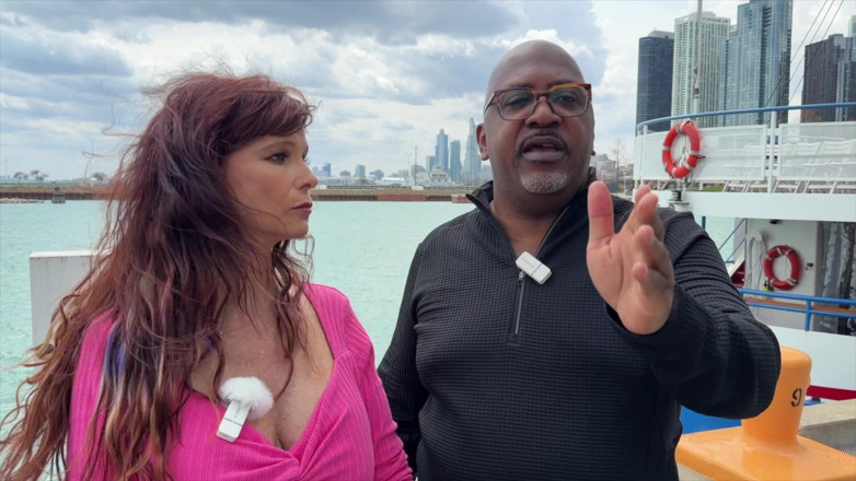 Mr Flourish Live: Mrflourish Podcast la Chicago Navy Pier cu invitata adult superstar...