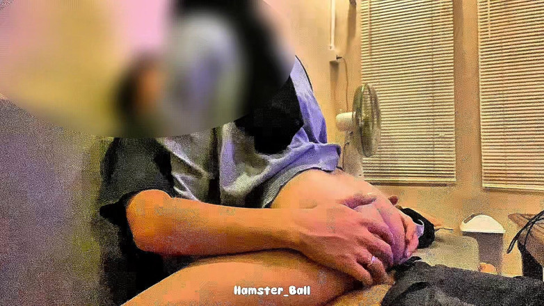 Hamster_Ball: MILF! Любительська азіатська мусульманка пробує великий член свого боса
