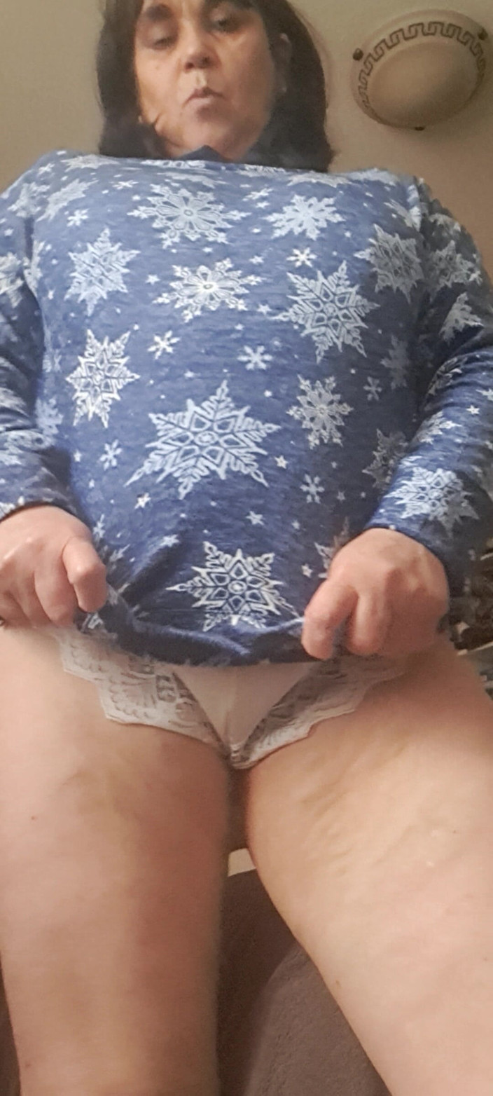 Mommy big hairy pussy: Sexy matrigna