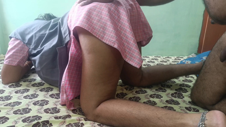 Palani69: Une fille profite d’un lit partagé et d’une romance avec...