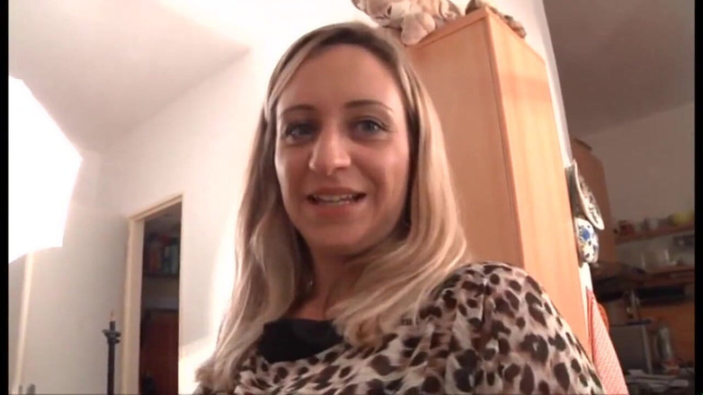 Deutschland porn: 거리에서 따먹히는 소녀들(풀 포르노 영화)