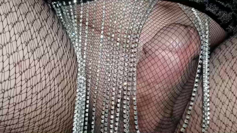 Dani Leg: Dani goza grande em meia arrastão preta sexy