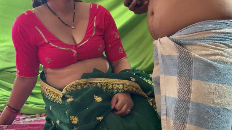 Siyanshi: Indiancă bhabhi futută în sari de Devar