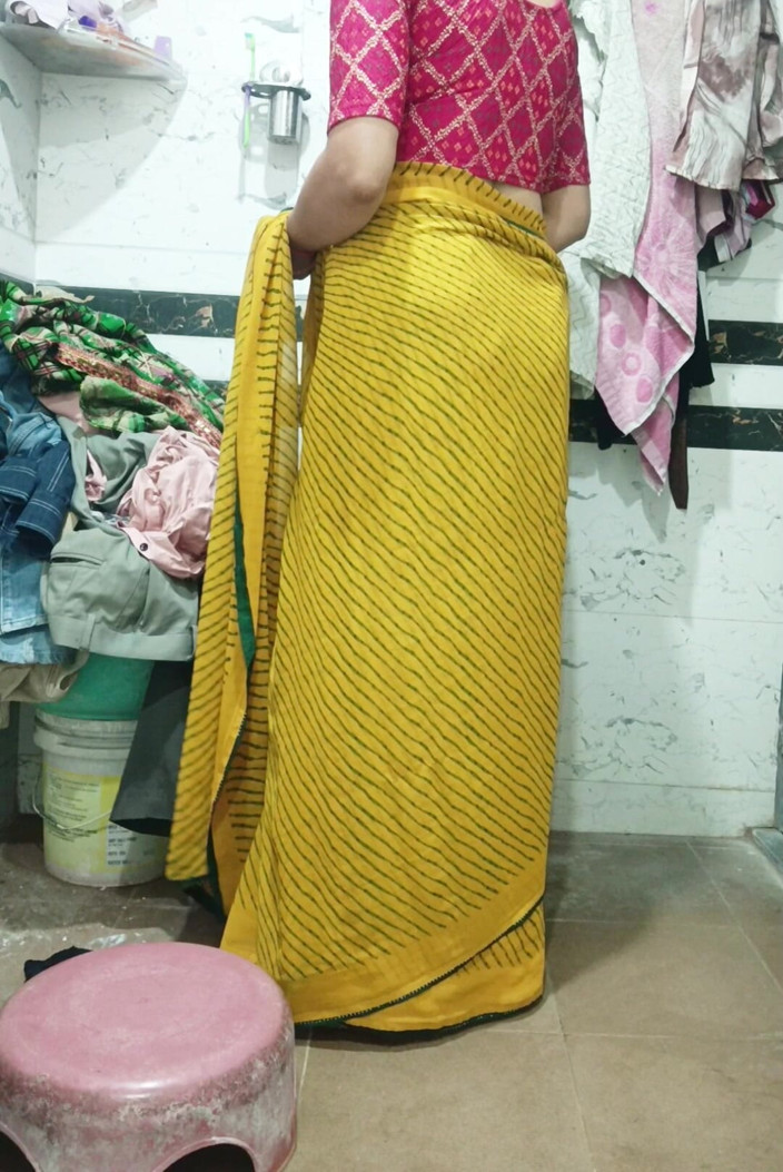 Priyahot77: Priya Bhabi 블라우스 오픈 쇼