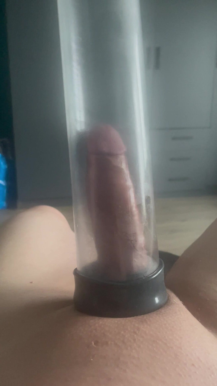 Hotboy37x: Penis pompen eerste keer
