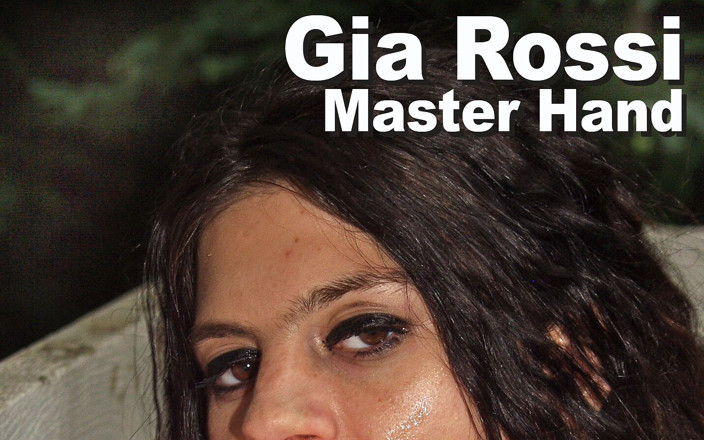 Picticon bondage and fetish: Gia &amp; master hand bdsm 吮吸假阳具并被喷