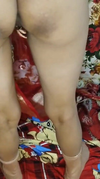 Bhabhi Saree Merah Keluarkan Dubur Pushy Fingerimg