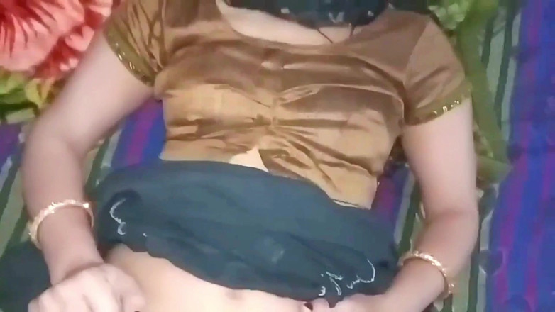 Village studio: Video viral cewek hot india dientot sama suaminya sambil muasin...